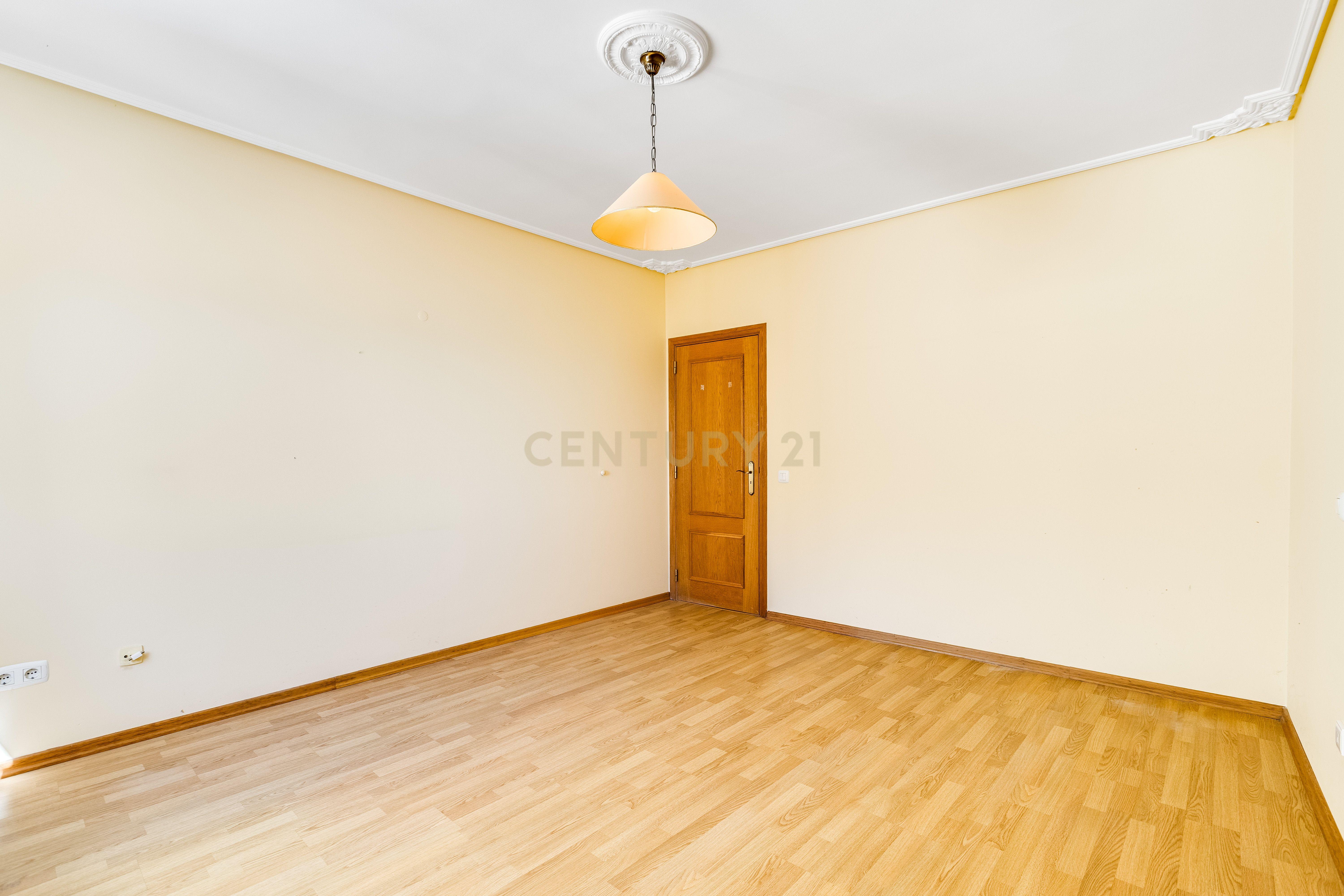 Apartamento T4 à venda em Faro (Sé e São Pedro), Faro — foto 14