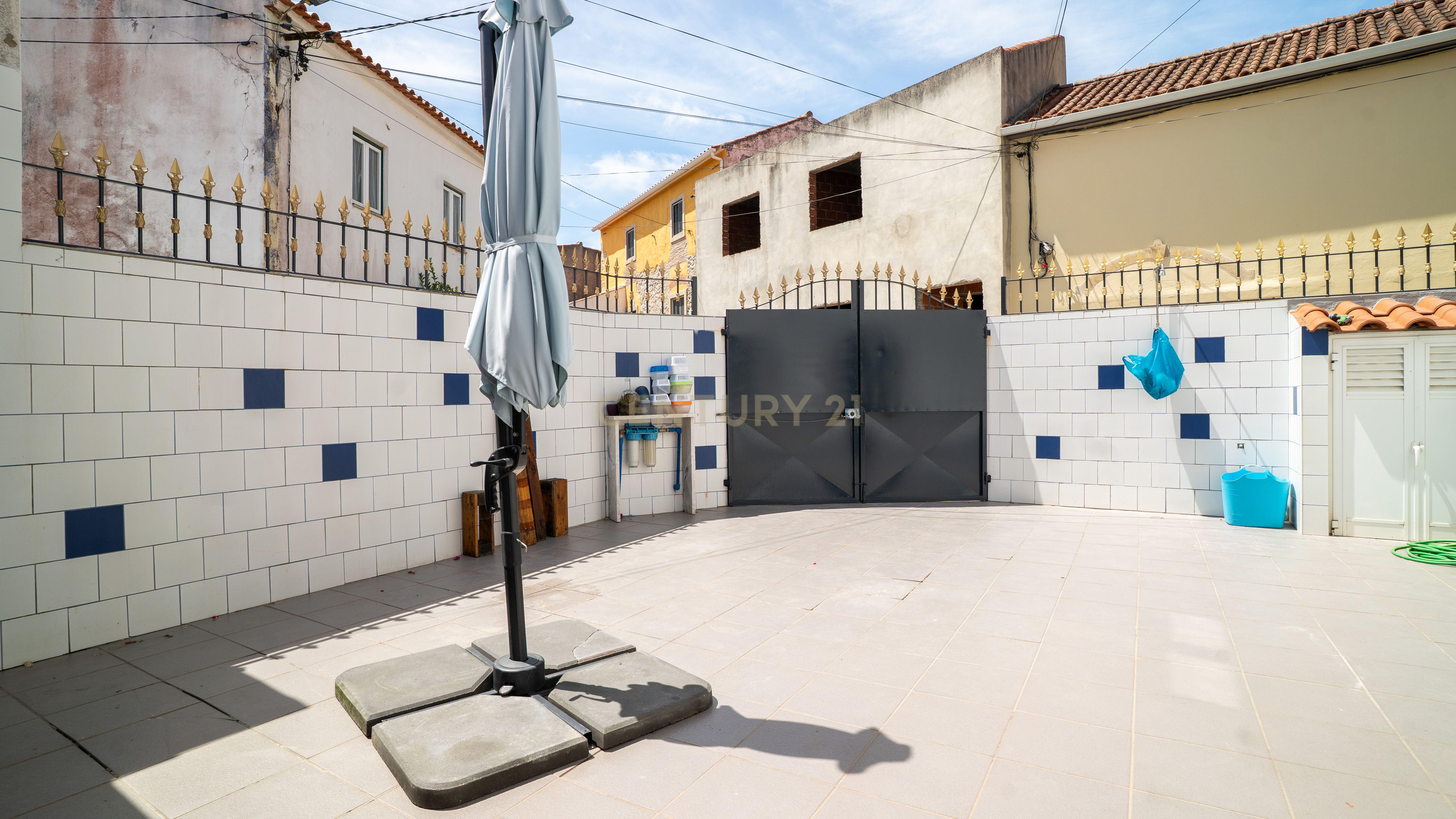 🏡 Moradia T4 Impecável em Olho Marinho – a poucos minutos de Peniche! - Image 55