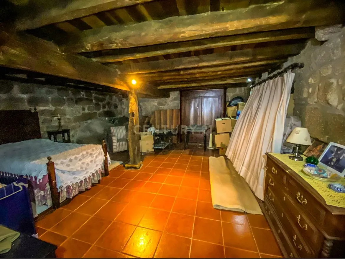 Sumptuosa e ancestral moradia para habitação particular ou turismo de habitação, com onze quartos, no centro de Oliveira do Conde, Carregal do Sal - Image 30
