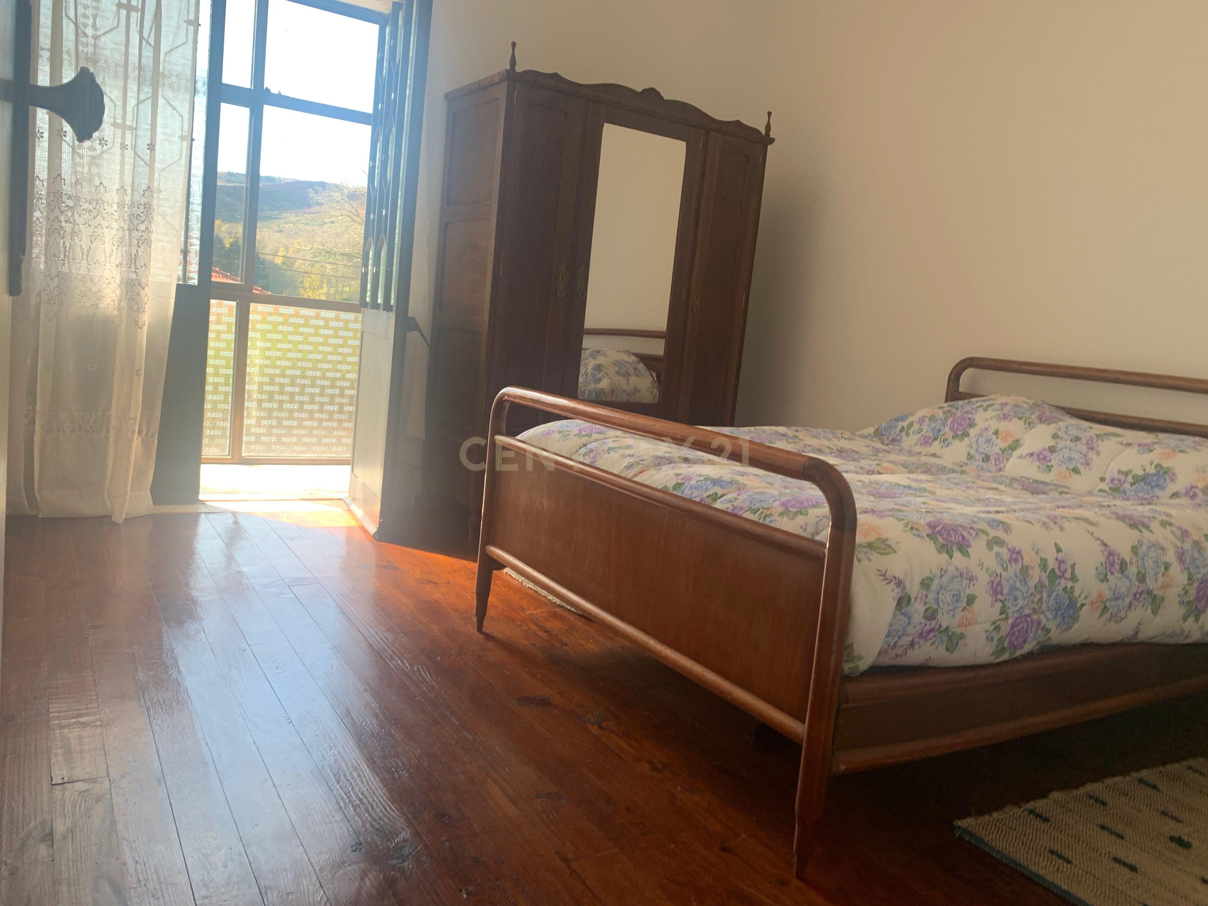 Casa pronta a habitar com garagem e terreno – a 2 km do Rio Rabagão - Image 25