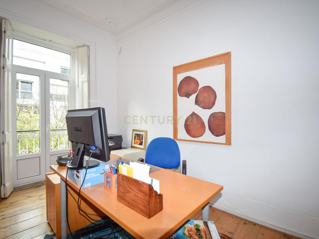 Apartamento T5 em Arroios: mais espaço, mais conforto e mais Família! - Image 19