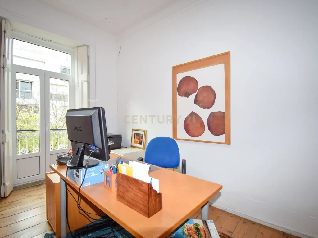 Apartamento T5 em Arroios: mais espaço, mais conforto e mais Família! - Image 19
