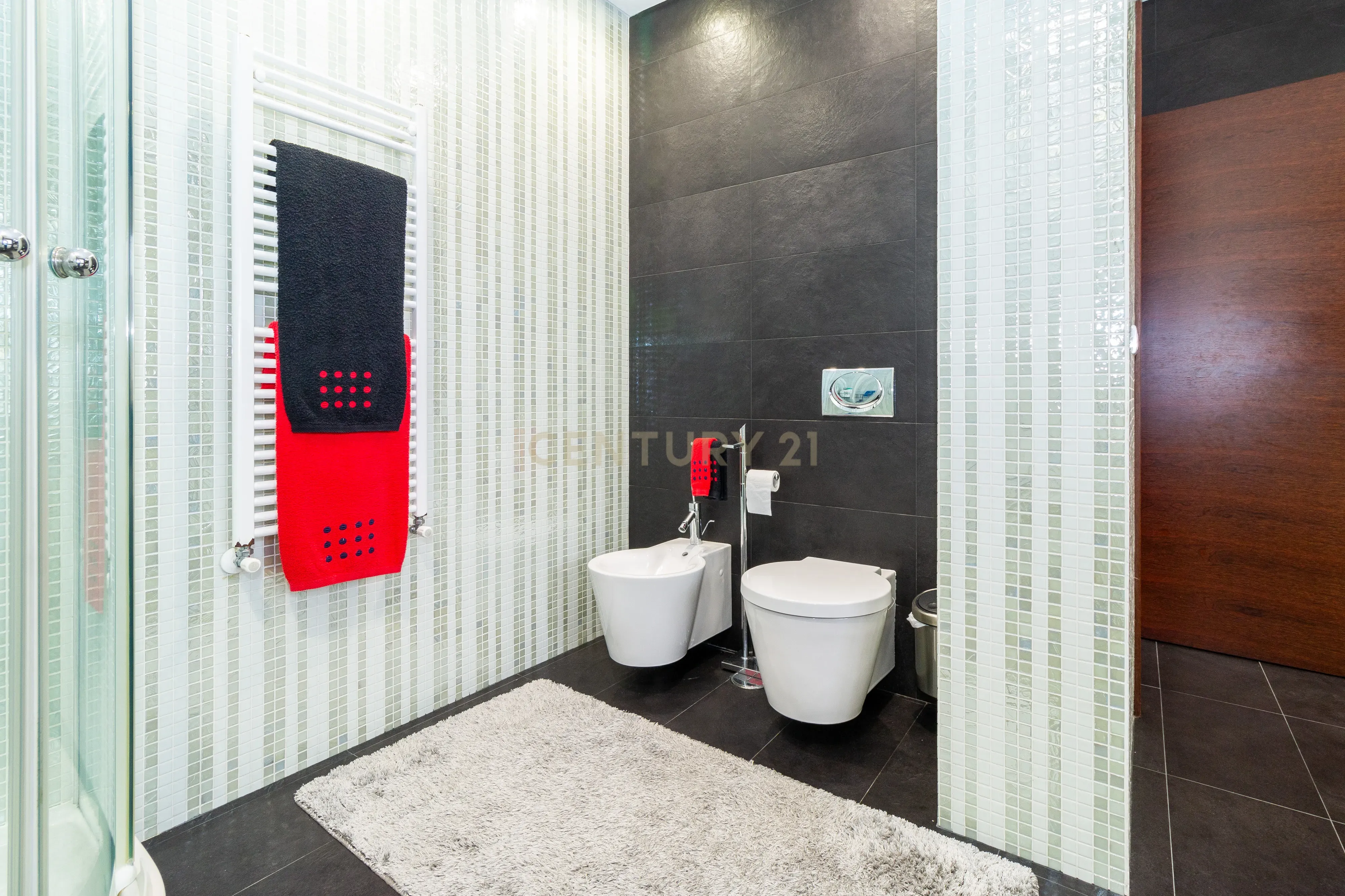 Excelente Moradia T5 terrea - Image 37