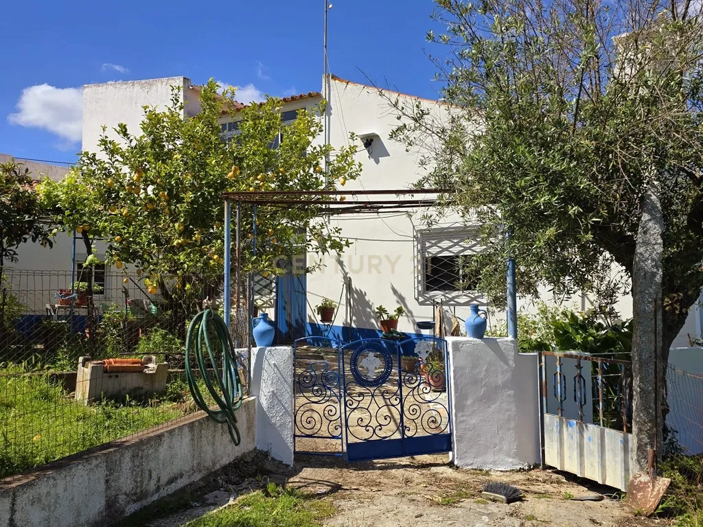 Moradia com Vista Desafogada e Potencial para Duas Habitações Independentes – Ilhas, Arraiolos Évora - Image 5