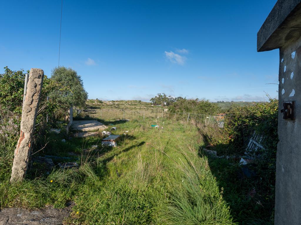 Parcela de 300m2 de Terreno Rústico ,em regime de Avos, na Terrugem. - Image 8