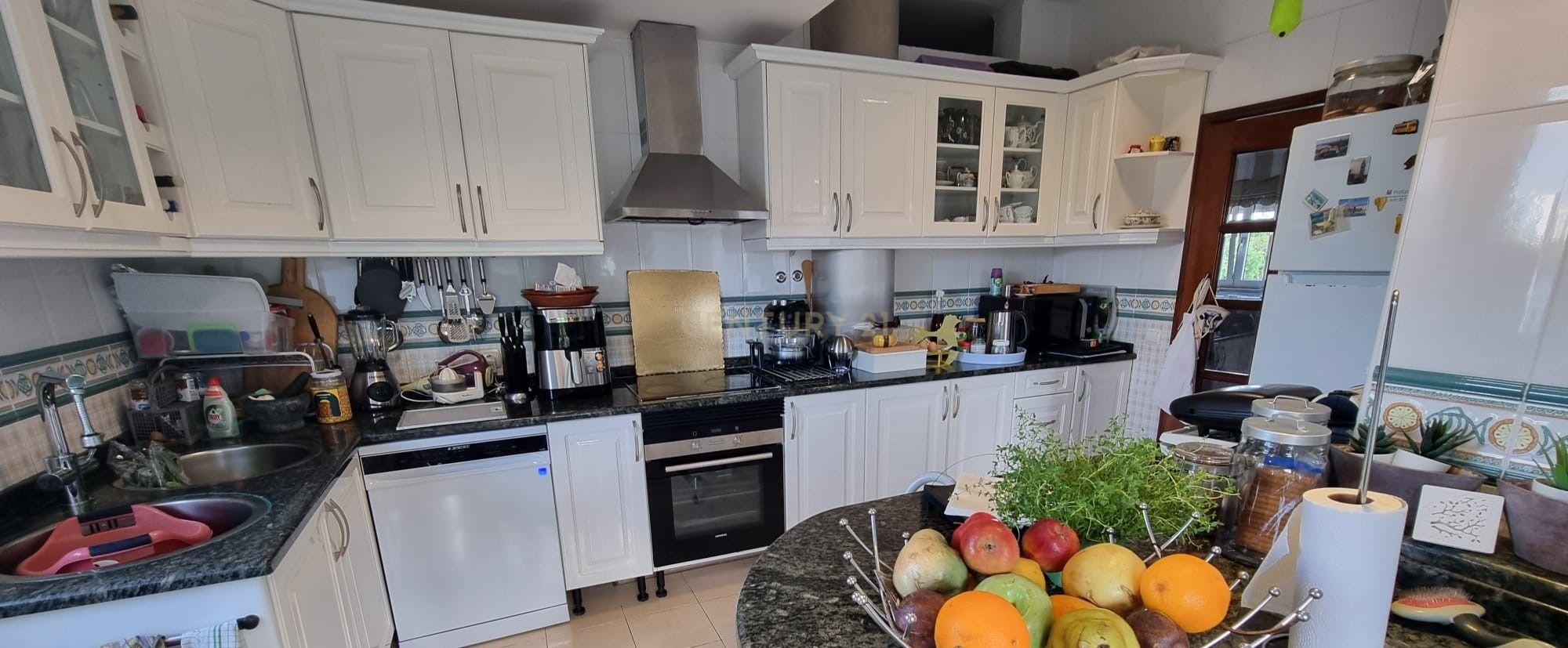 Apartamento T3 Alfragide - Image 6