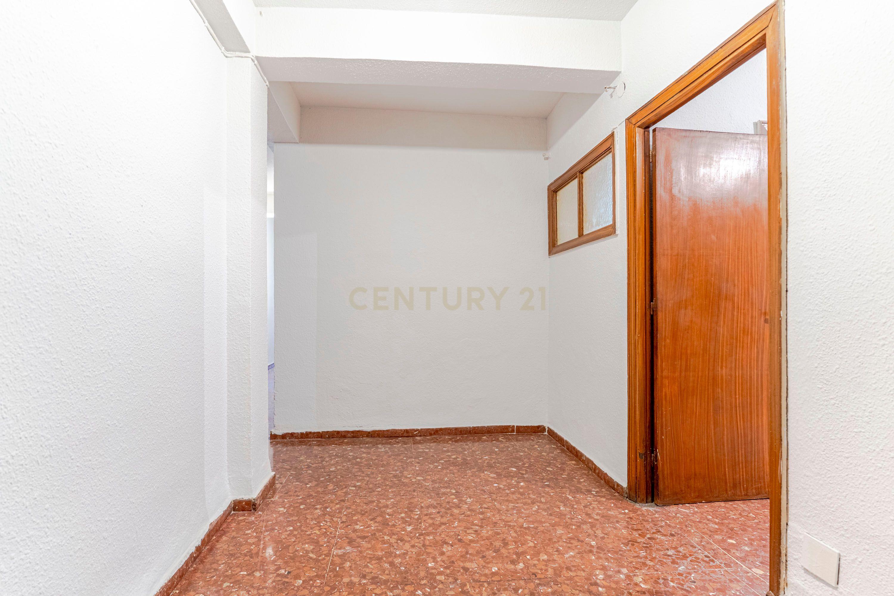 Espaçoso apartamento de 141 m2 no centro de Granada com vista panorâmica do Caminho de Ronda - Image 7
