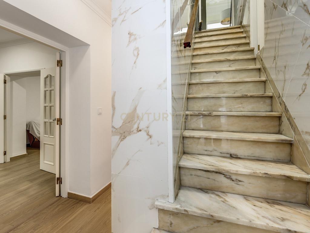 T2+1 renovado para arrendamento na Estrela (CAVE) | Lisboa - Image 18
