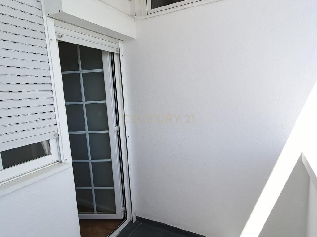 Apartamento 4 assoalhadas (T3) nos Olivais. Conforto e conveniência no coração da cidade - Image 33