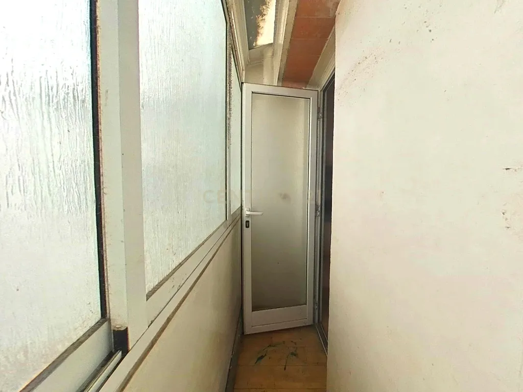 Apartamento em Sabadell, Barcelona - Oportunidade de Recuperação - Image 17