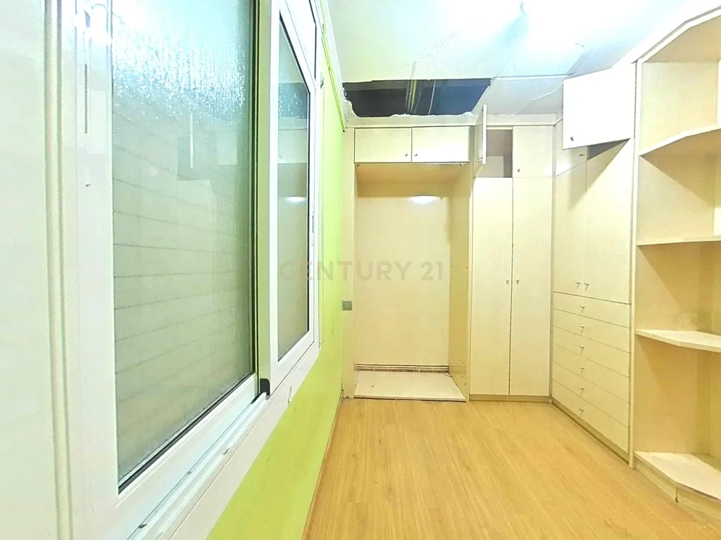 Apartamento em Sabadell, Barcelona - Oportunidade de Recuperação - Image 31