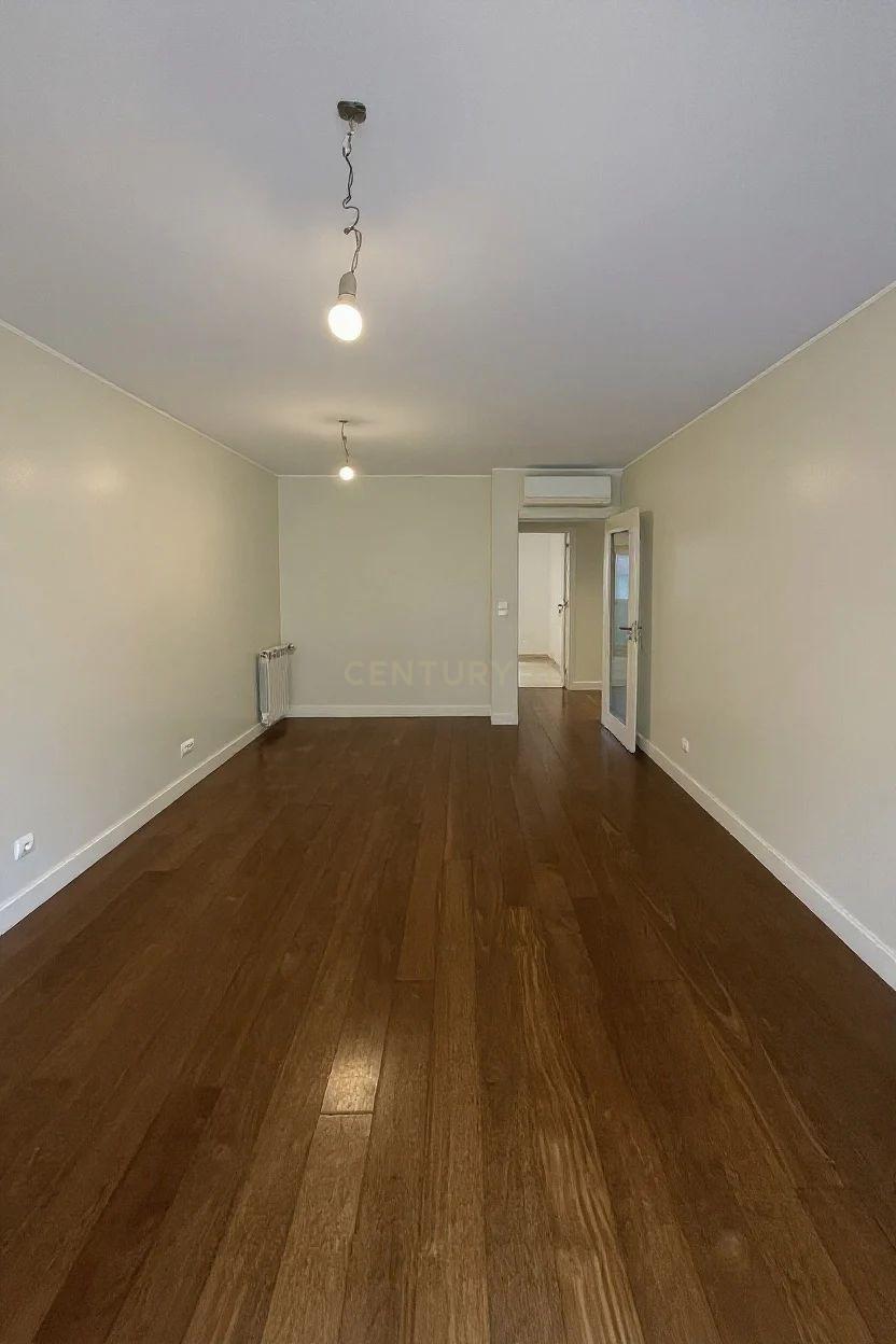 Fotografia 10 de Apartamento T1 Renovado para Arrendar na Estefânia, Lisboa
