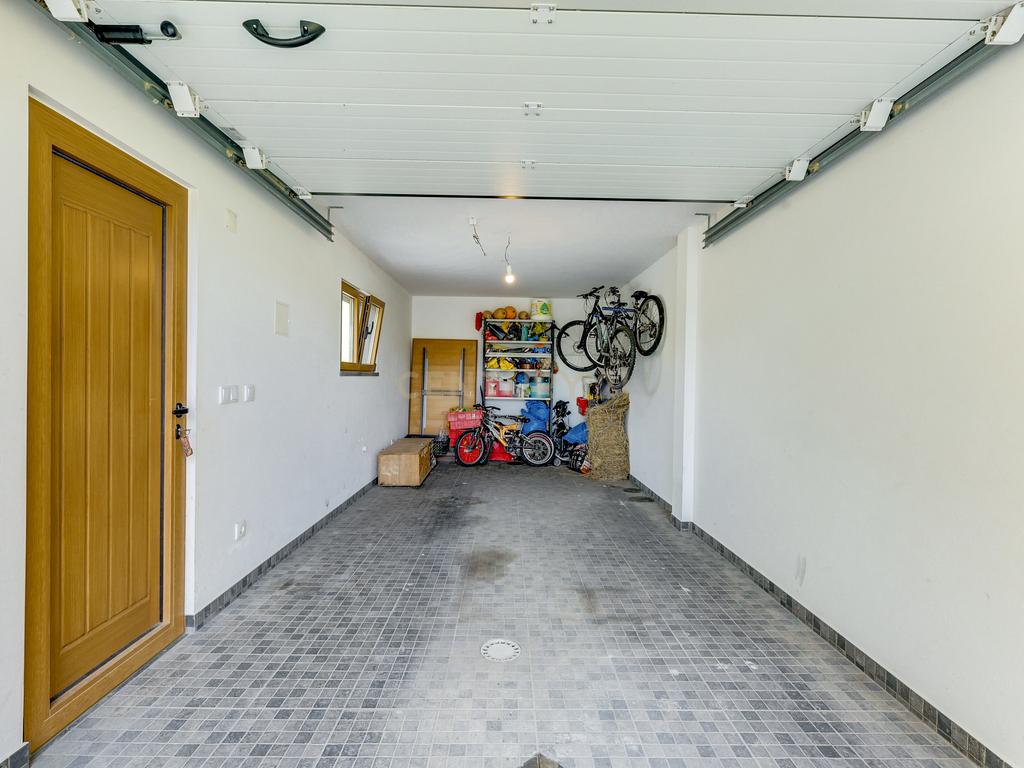 Moradia T4 Isolada Duplex com Box em Adroana, Alcabideche - Image 40