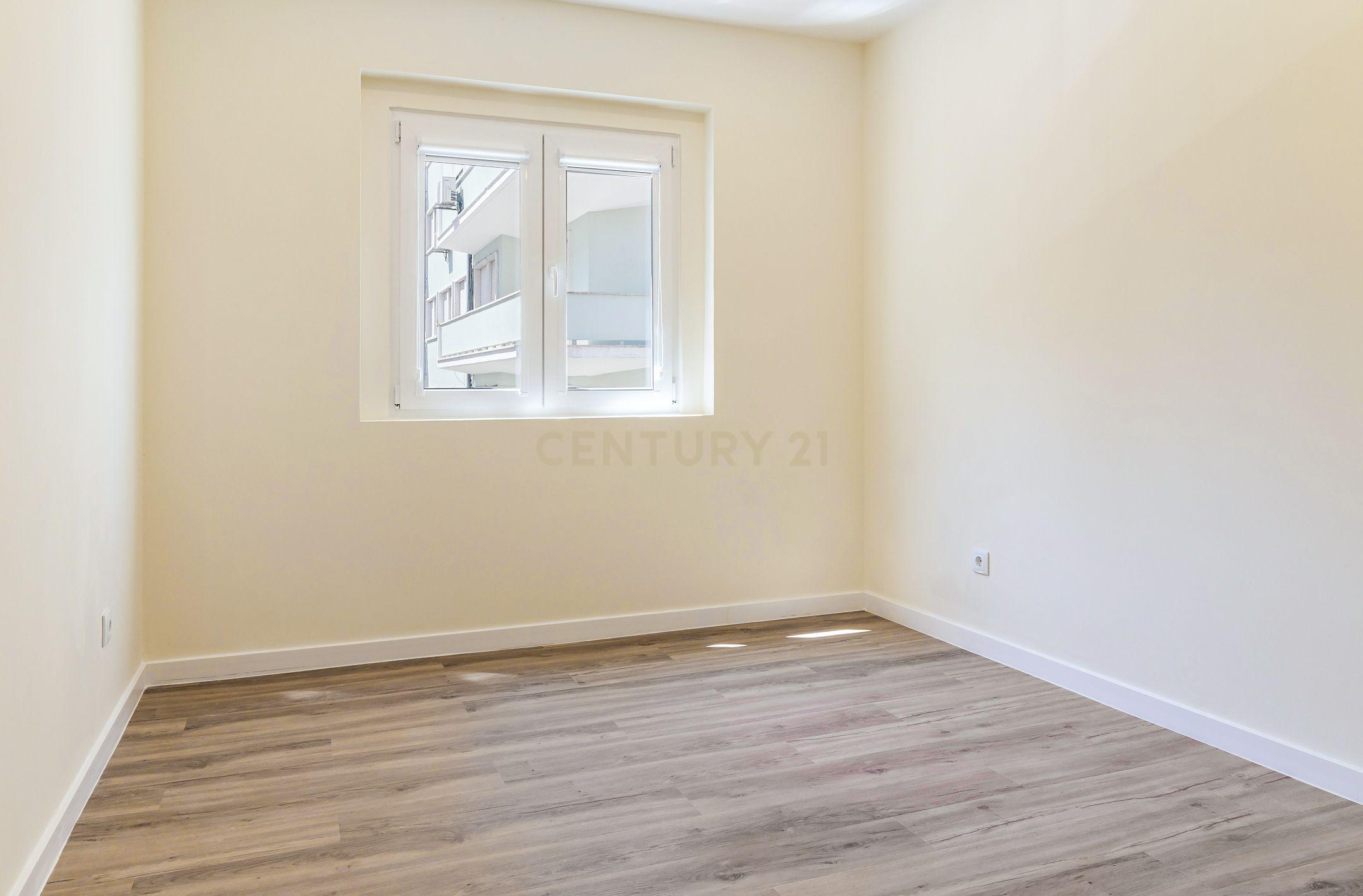Fotografia 11 de Apartamento T4 integralmente renovado em Alvalade, Lisboa. Em Venda!