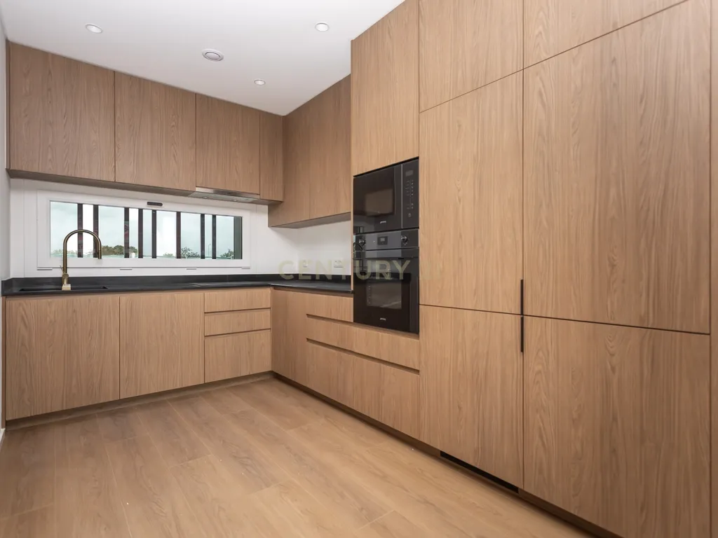 Mais que uma casa é um refugio de conforto e elegância ! - Image 9