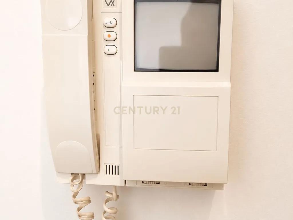 Apartamento T2 em Quinta do Conde, a 5 min Estação comboio da Fertagus - Image 11