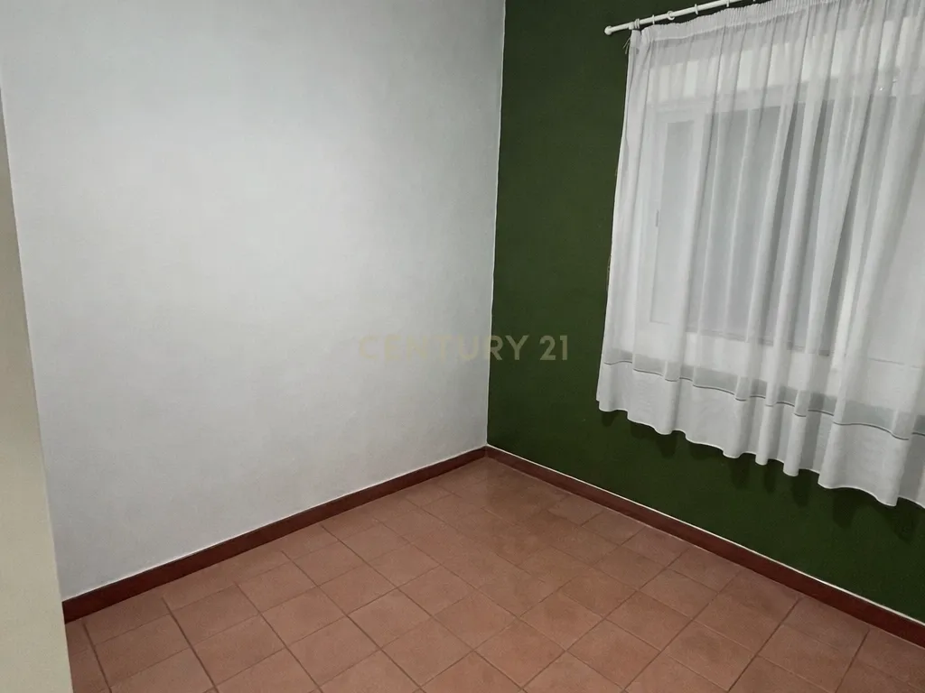 Edifício exclusivo com grande potencial numa das melhores zonas de Trujillo - Image 43