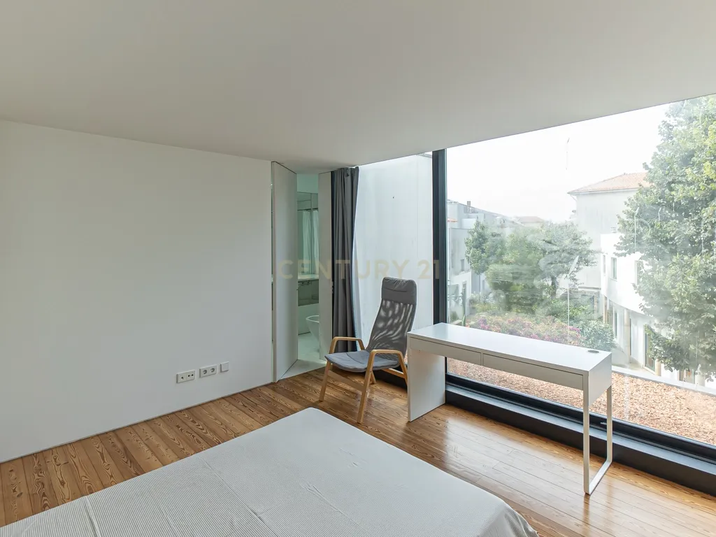 Apartamento T2 com 149 m2 - Centro Histórico de Matosinhos - Image 22