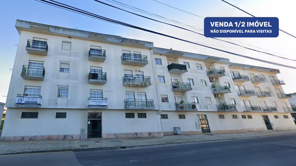Apartamento T3 - IMÓVEL INDIVISO | NÃO DISPONÍVEL PARA VISITAS - Image 2