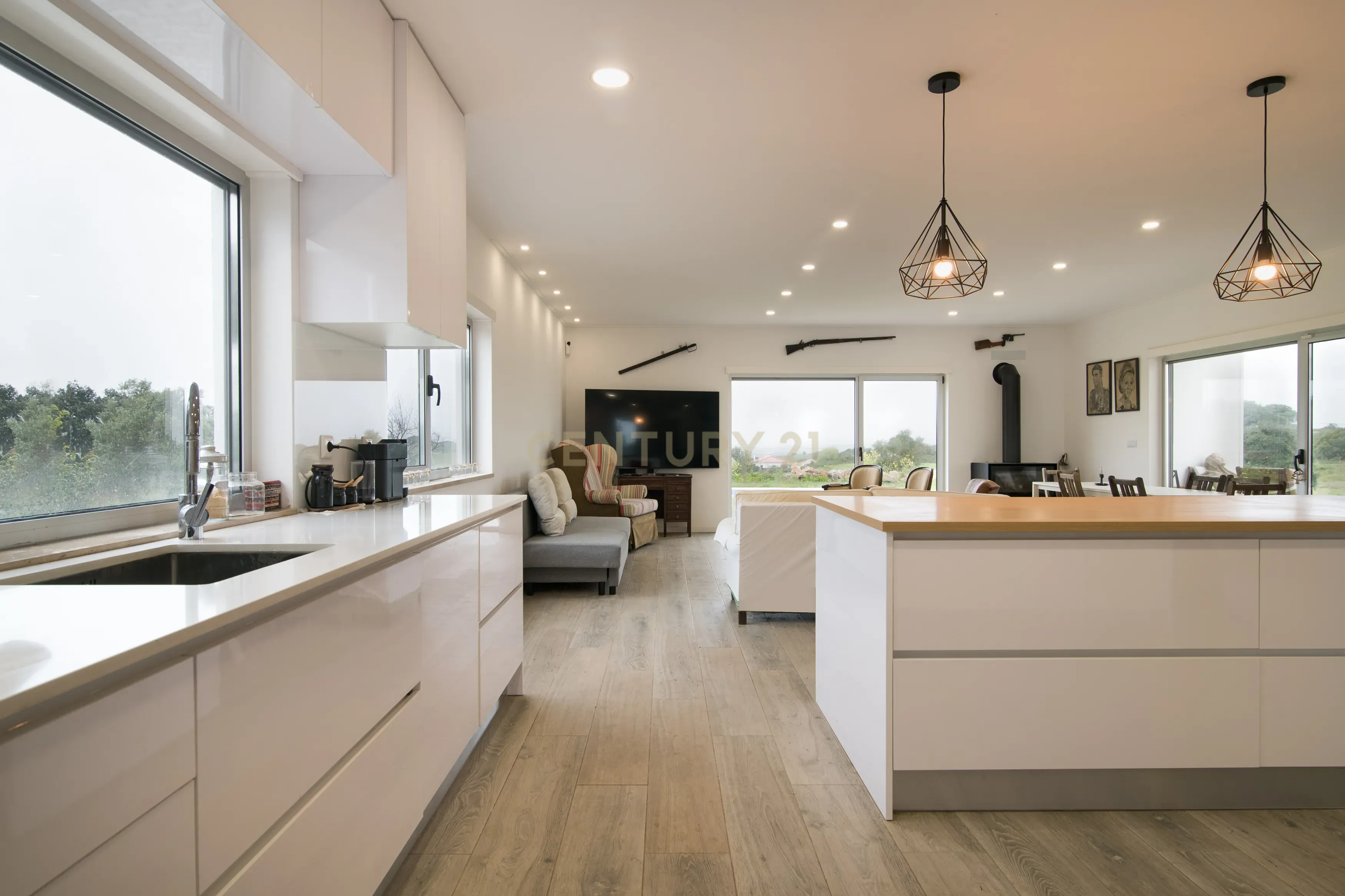 Magnífica Quinta com Moradia Moderna, Piscina e 1 Hectare de Terreno - Image 3
