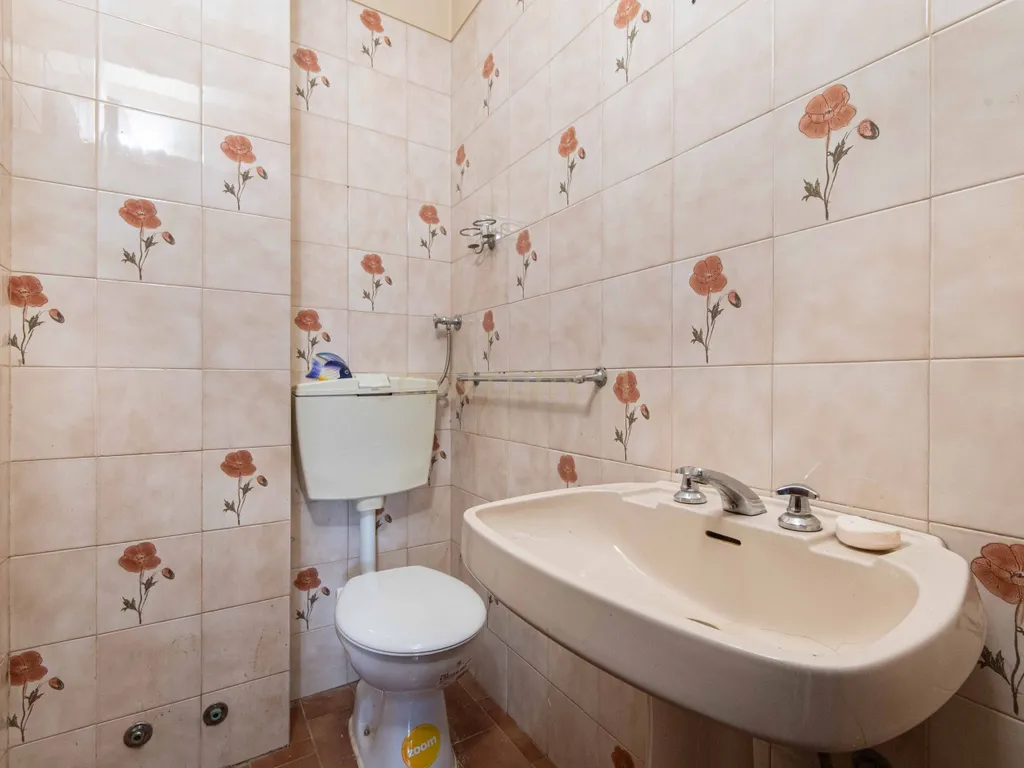 Apartamento T3 com mais de 100m² em Odivelas - Image 3