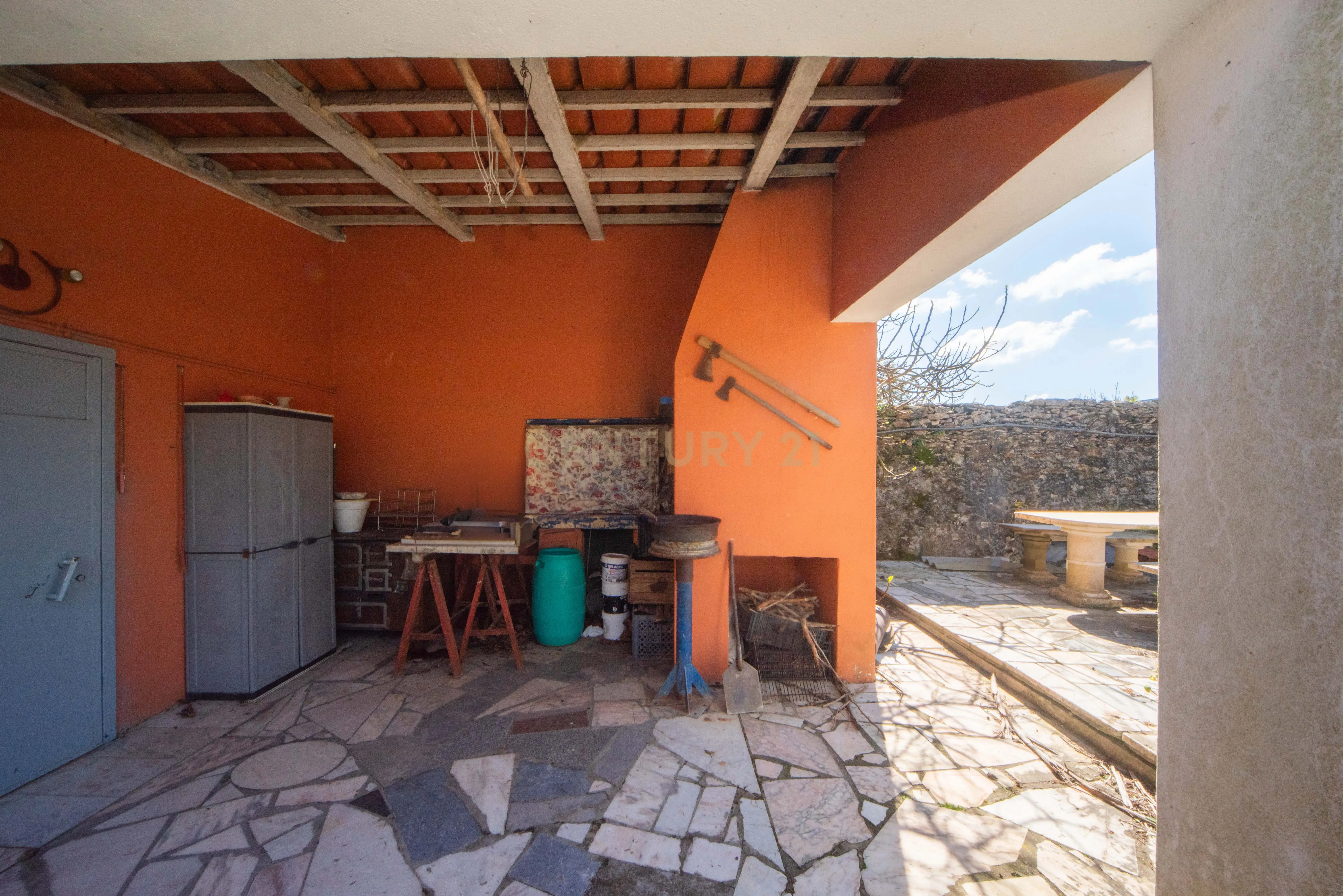 Fotografia 10 de Moradia Tradicional T4 em terreno de 5.120m² e Anexo T2 Independente – S. João das Lampas  Refúgio,e a minutos das Praias de Sintra.