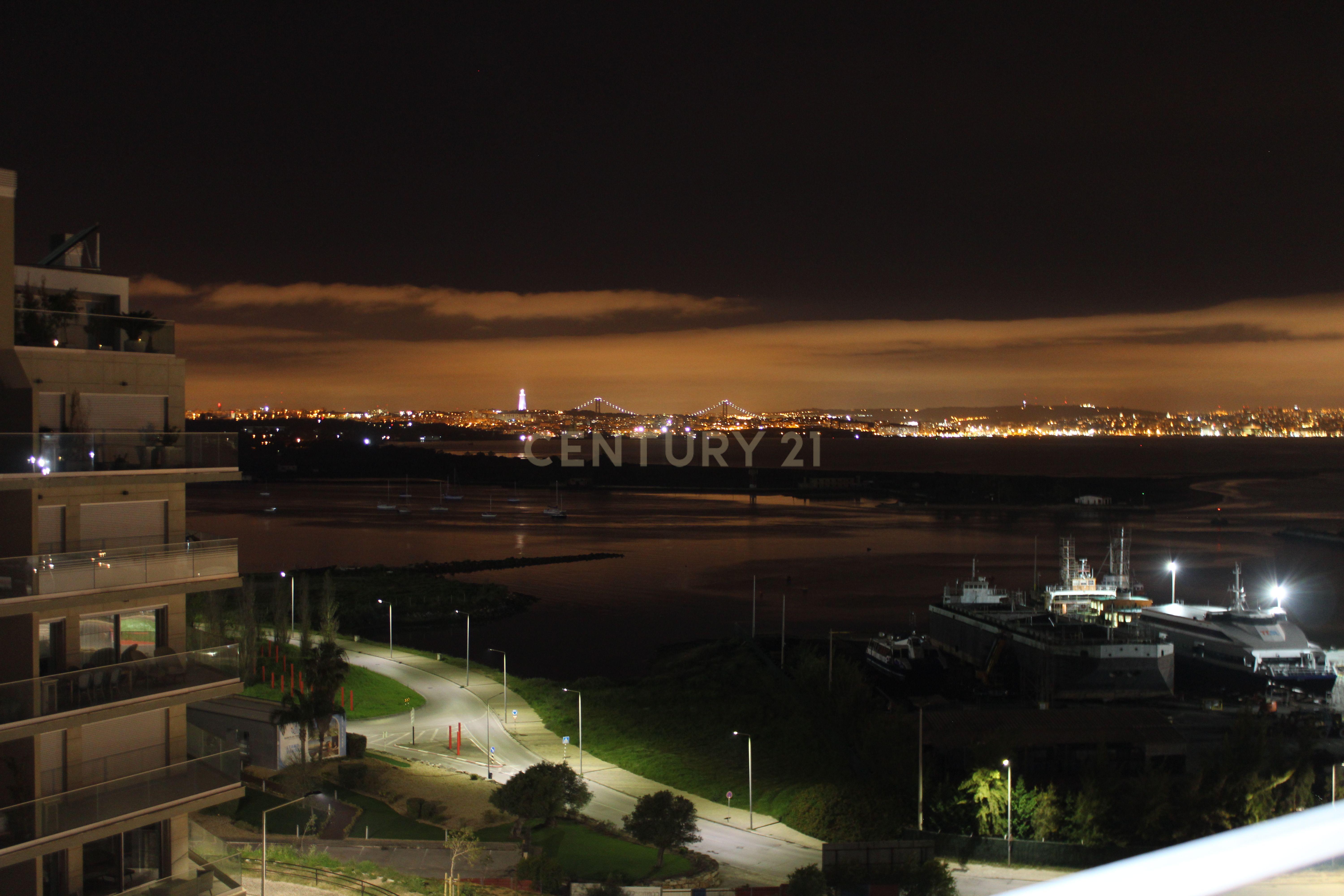 Apartamento T4 Duplex | Quinta da Trindade, Seixal - Image 42