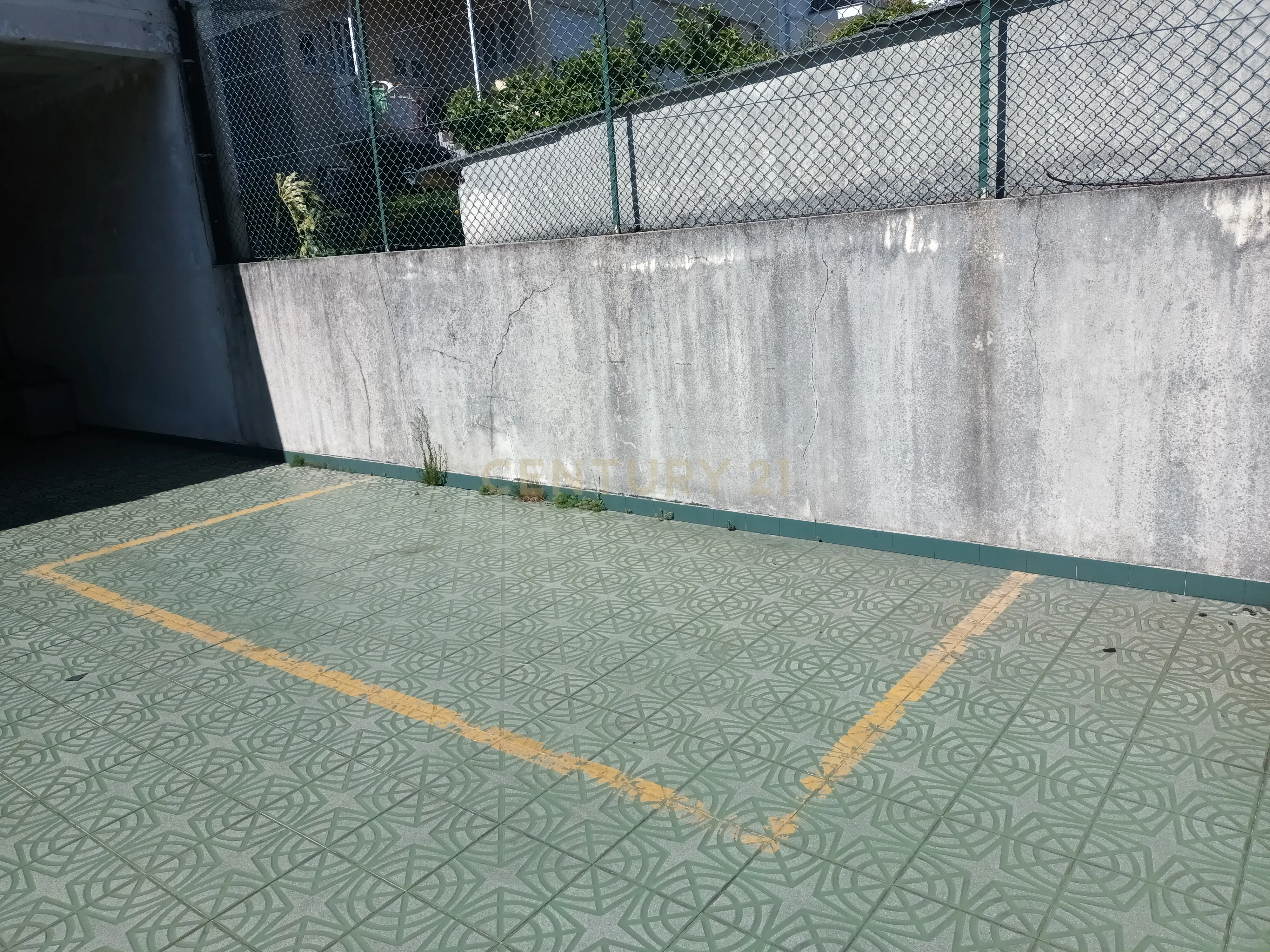 Vende-se apartamento T3 Duplex, zona das Antas, Porto - Image 37