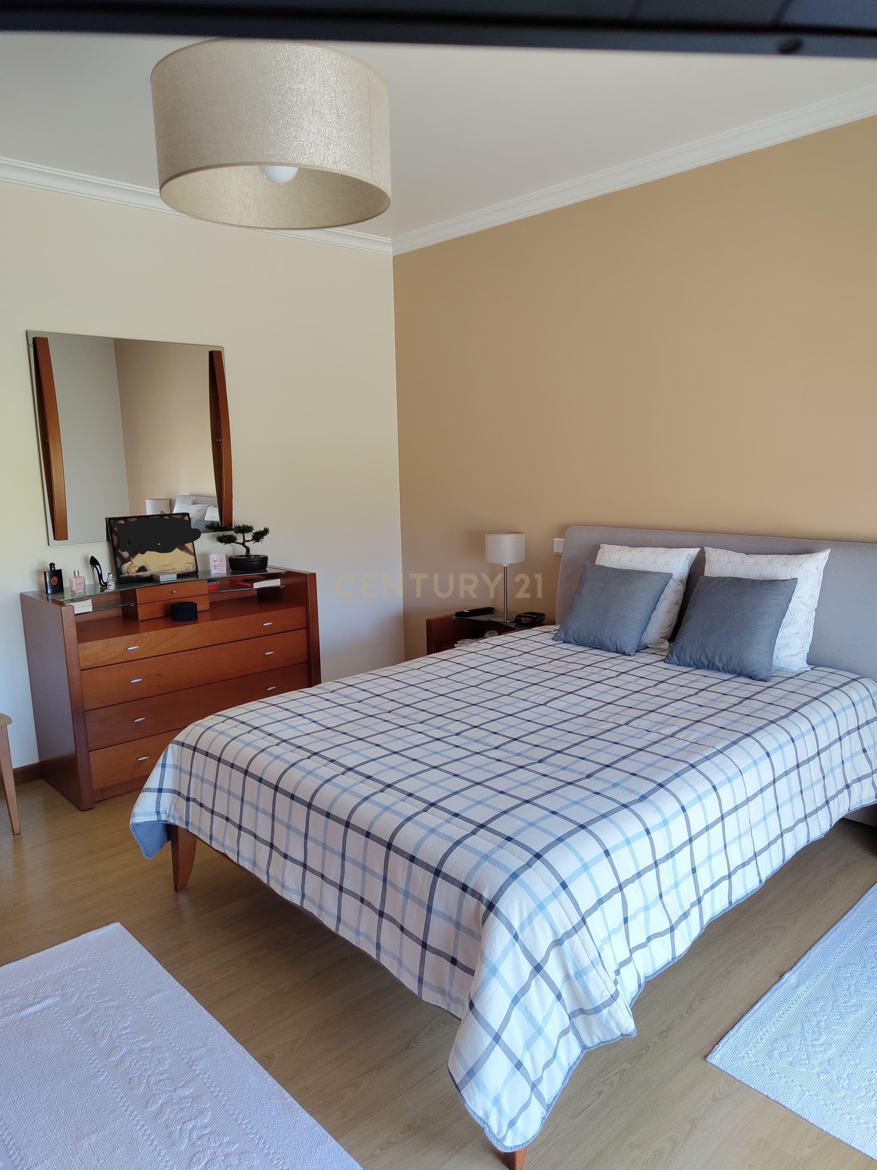 Moradia T4 com piscina em Gaeiras, Marinha Grande. - Image 26