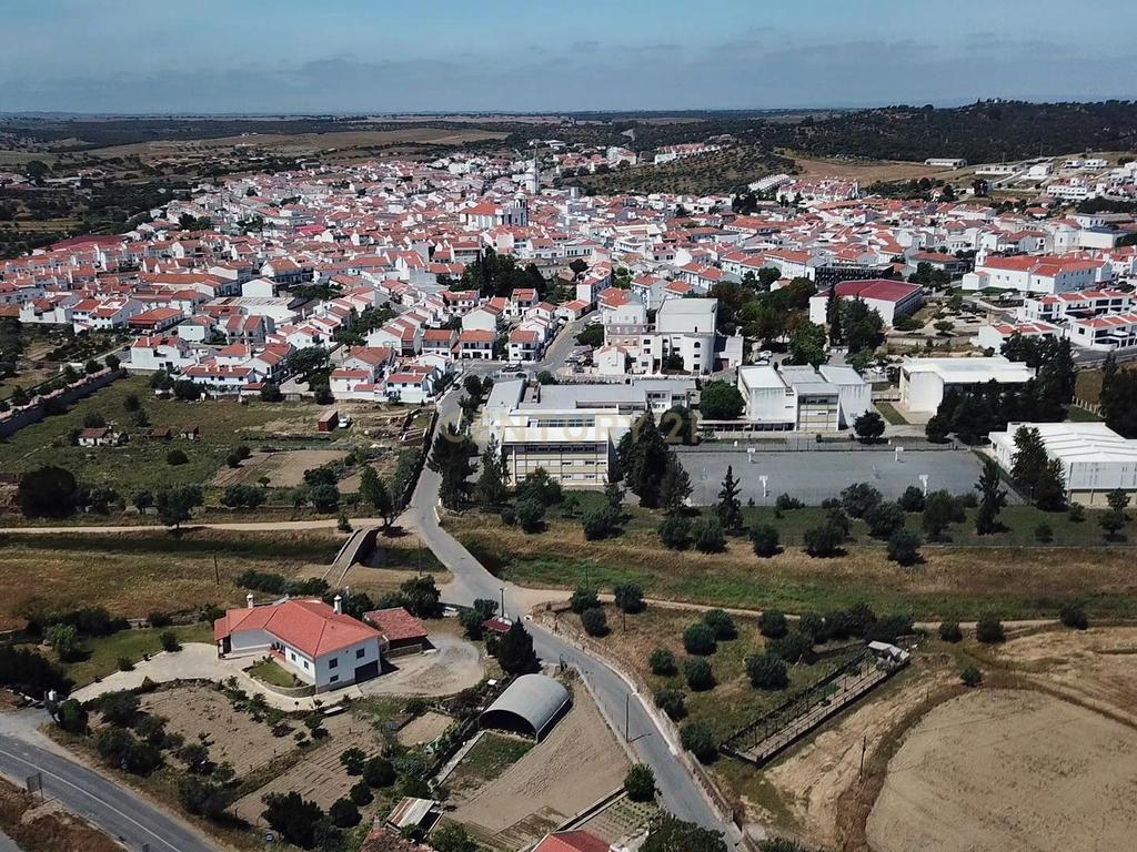 Edifício, Armazéns e Atividade Industrial. - Image 38