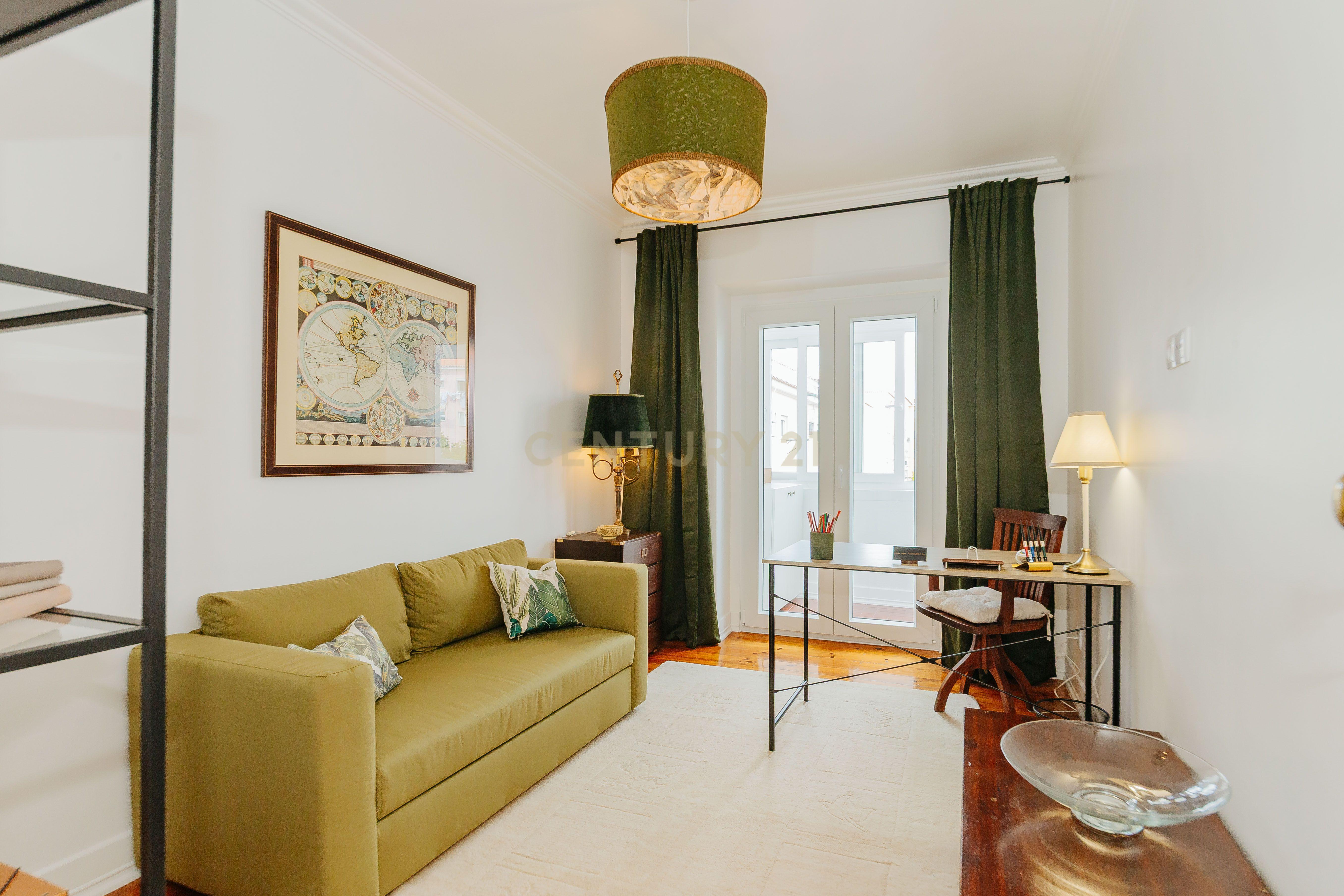 Fotografia 12 de Apartamento T3+1 para Arrendar na Av de Roma completamente Mobilado I Equipado e com utensílios