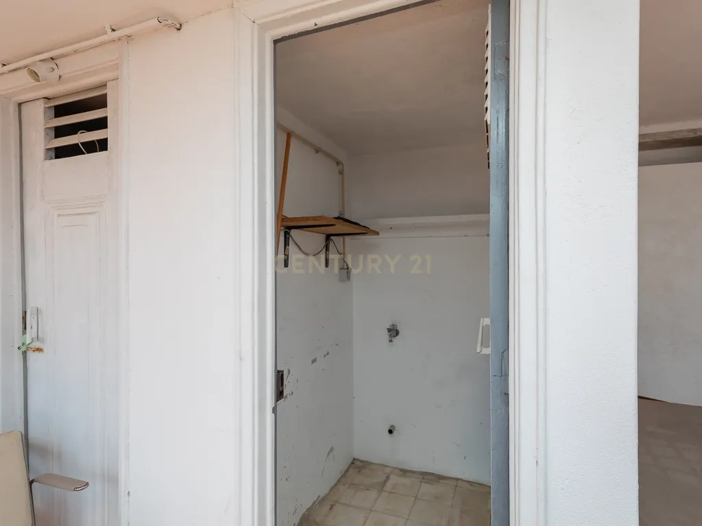 T2 Carcavelos Centro - Image 17