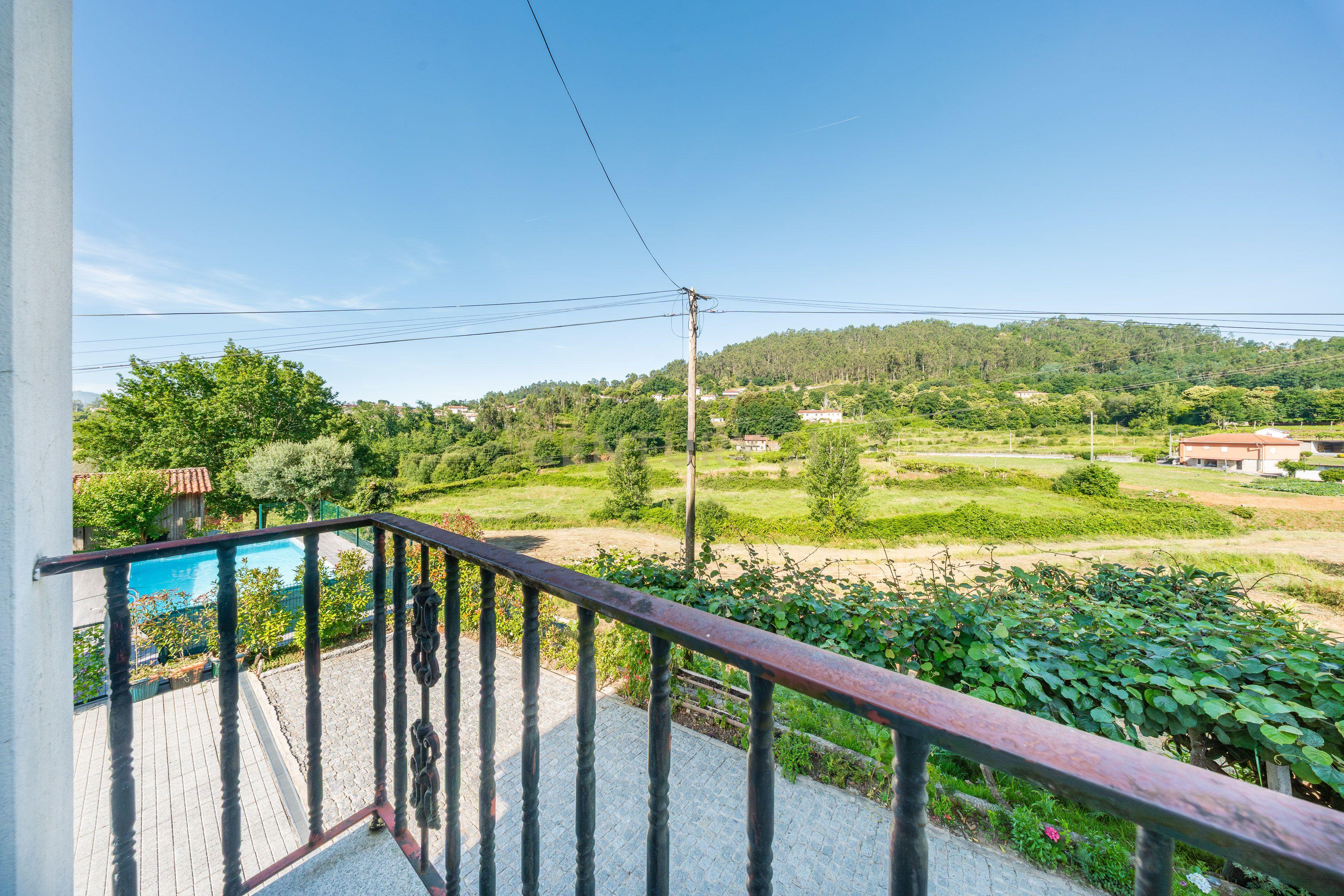 Fotografia 10 de Casa T4 com Vista Panorâmica em Arcos de Valdevez