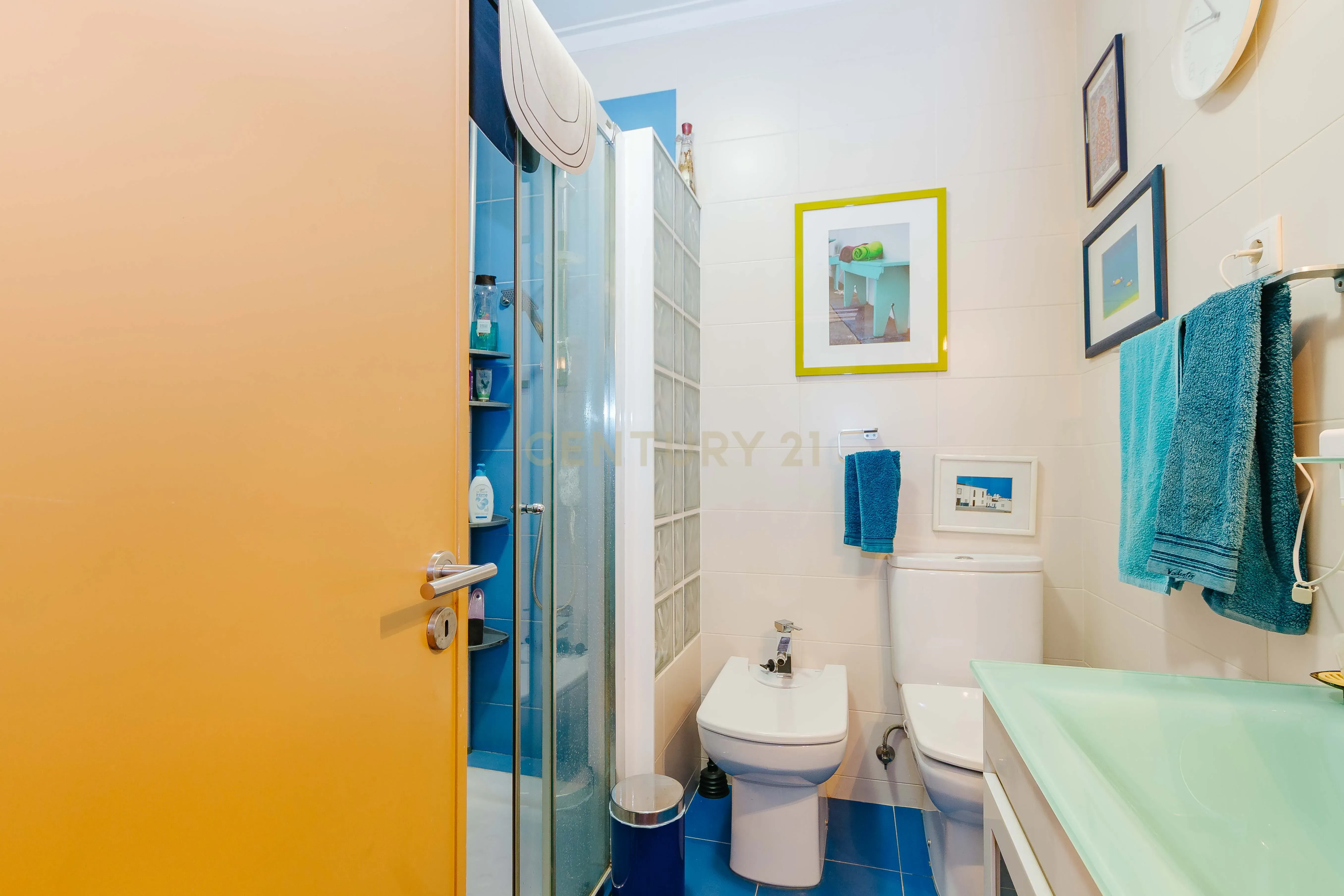 Apartamento T3 com 119 m² em Alfornelos – Remodelado, 2 WC, facilidade de estacionamento e proximidade à estação do Metro - Image 24