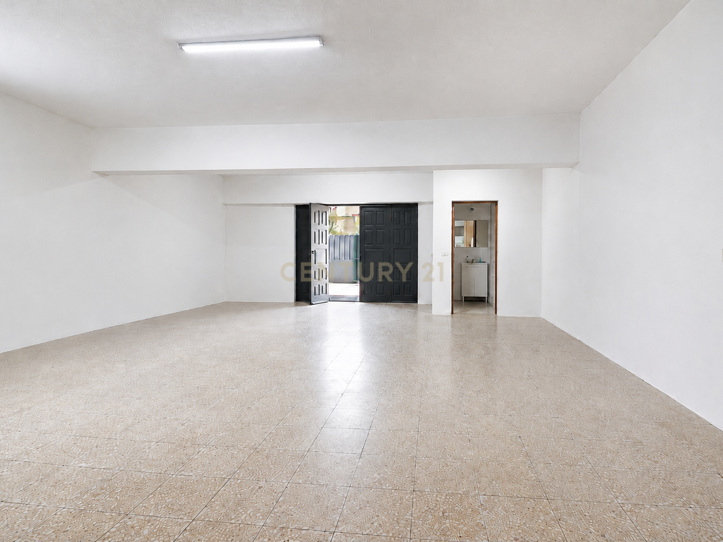 Moradia T4 com piscina e garagem junto às Colinas do Cruzeiro - Image 35