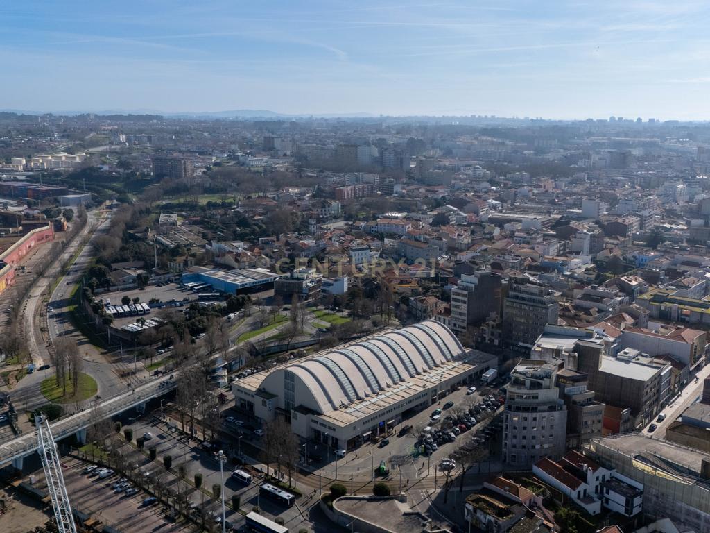 🏪 Loja para Trespasse no Mercado Municipal de Matosinhos – Ideal para Restauração - Image 13