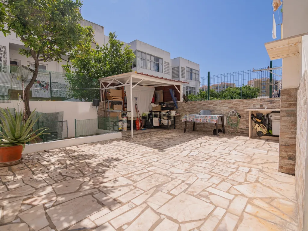 Apartamento T1 em Portimão - Oportunidade Única! - Image 17