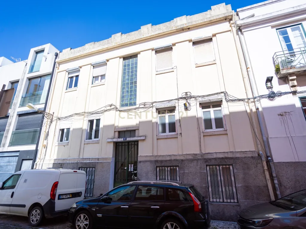 Apartamento T1+1 com logradouro a venda em Campo de Ourique! - Image 19