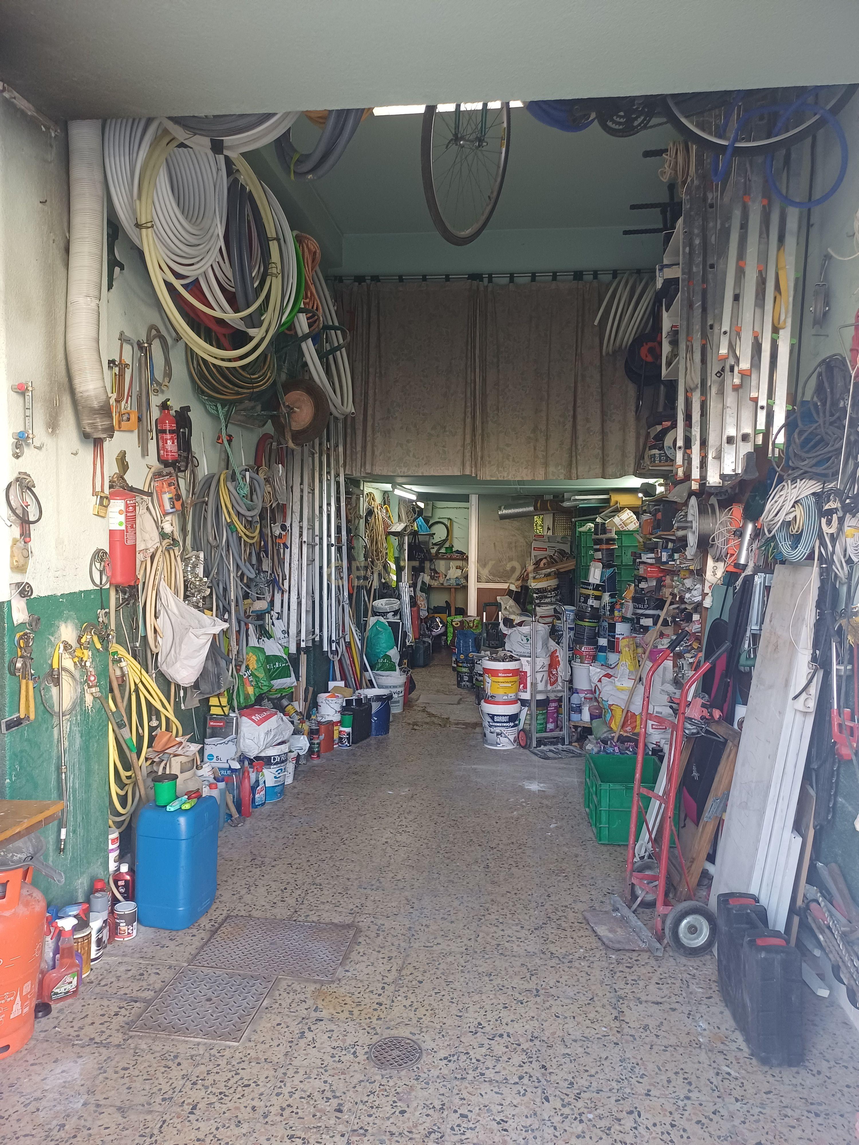 Fotografia 4 de Garagem em Amora, Seixal - Oportunidade Única!