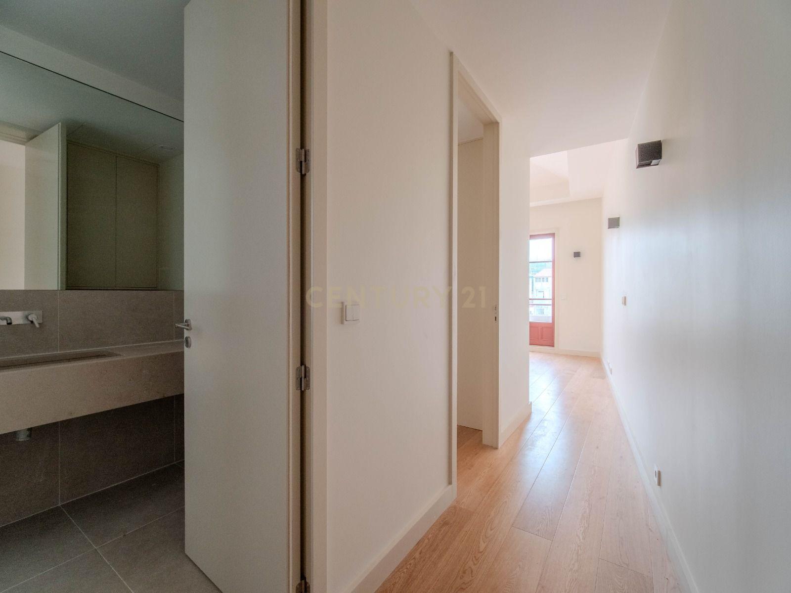 Fotografia 10 de Viva no Coração do Porto - T1 Renovado com Design Moderno