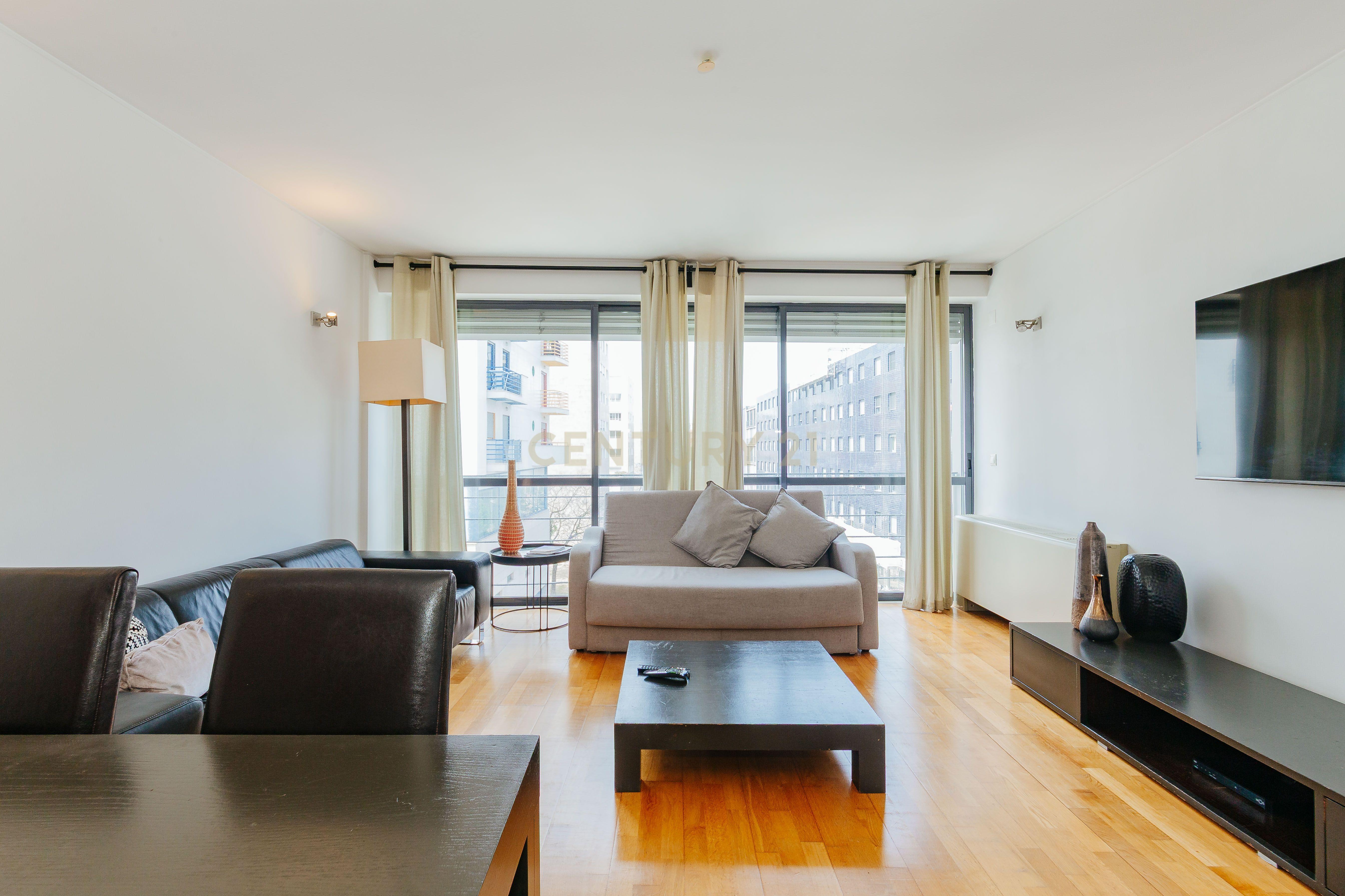 T2 - Condominio Portucalle - Parque das Nações - Widok 2