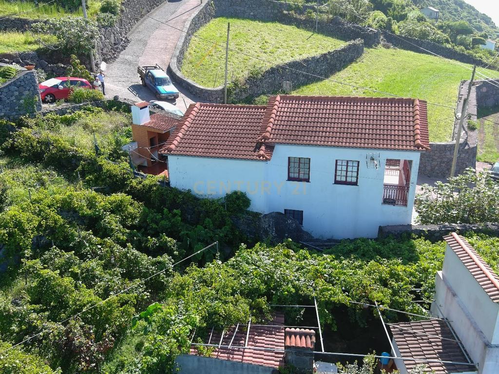 Fantástica Moradia na Fajã de São João - Ilha de São Jorge -Açores - Image 3
