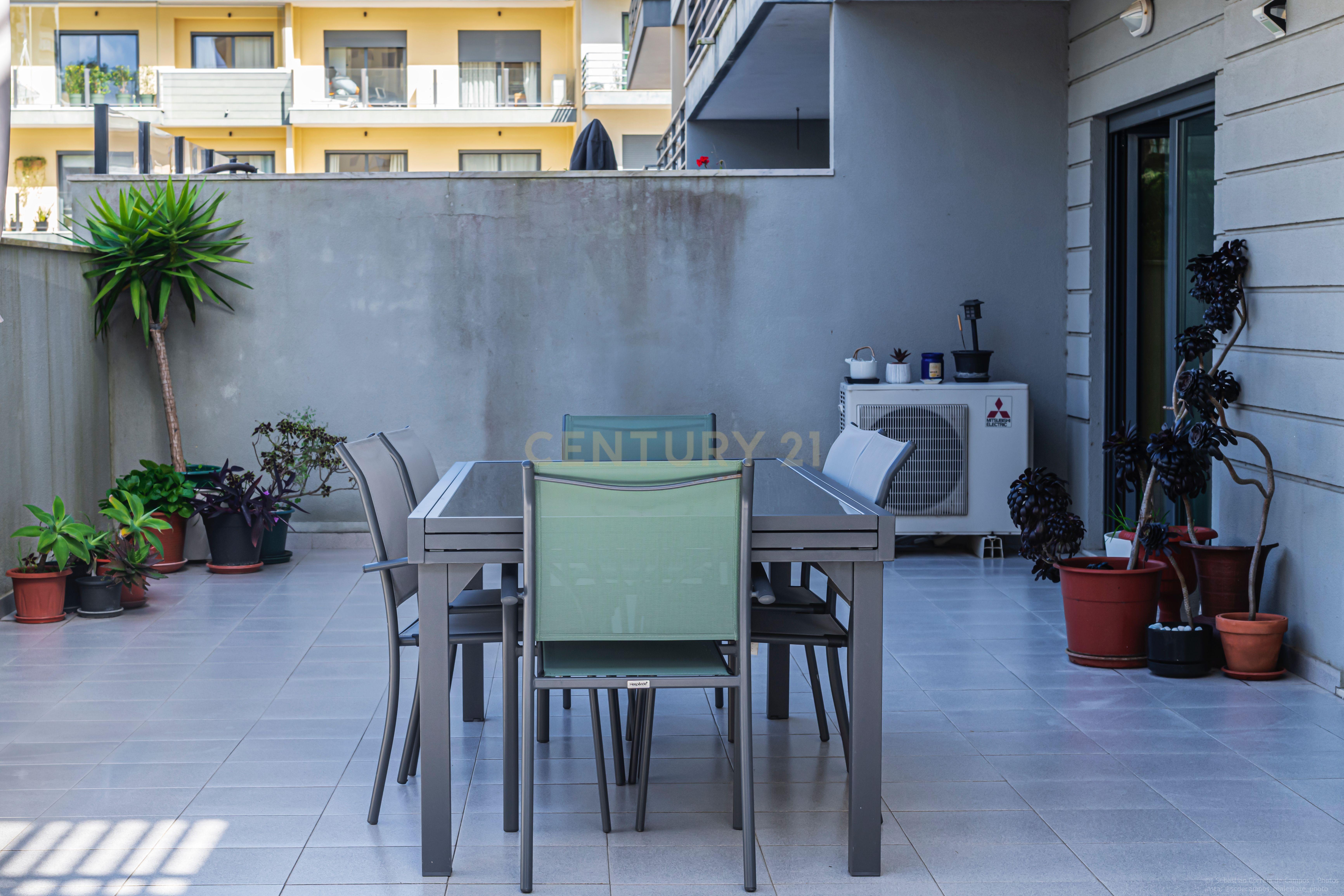 Apartamento T3 em Cascais com Terraço - Image 19