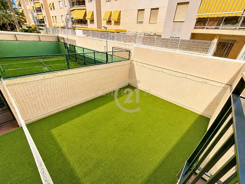 Cobertura de 5 Quartos com Terraço e Churrasqueira: Ideal para Família Numerosa ou Segregação em 2 Habitações! - Image 66