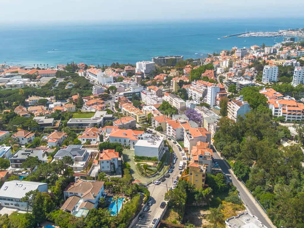 Apartamento T4 com Vista Mar em Condomínio Privado – Monte Estoril - Image 45