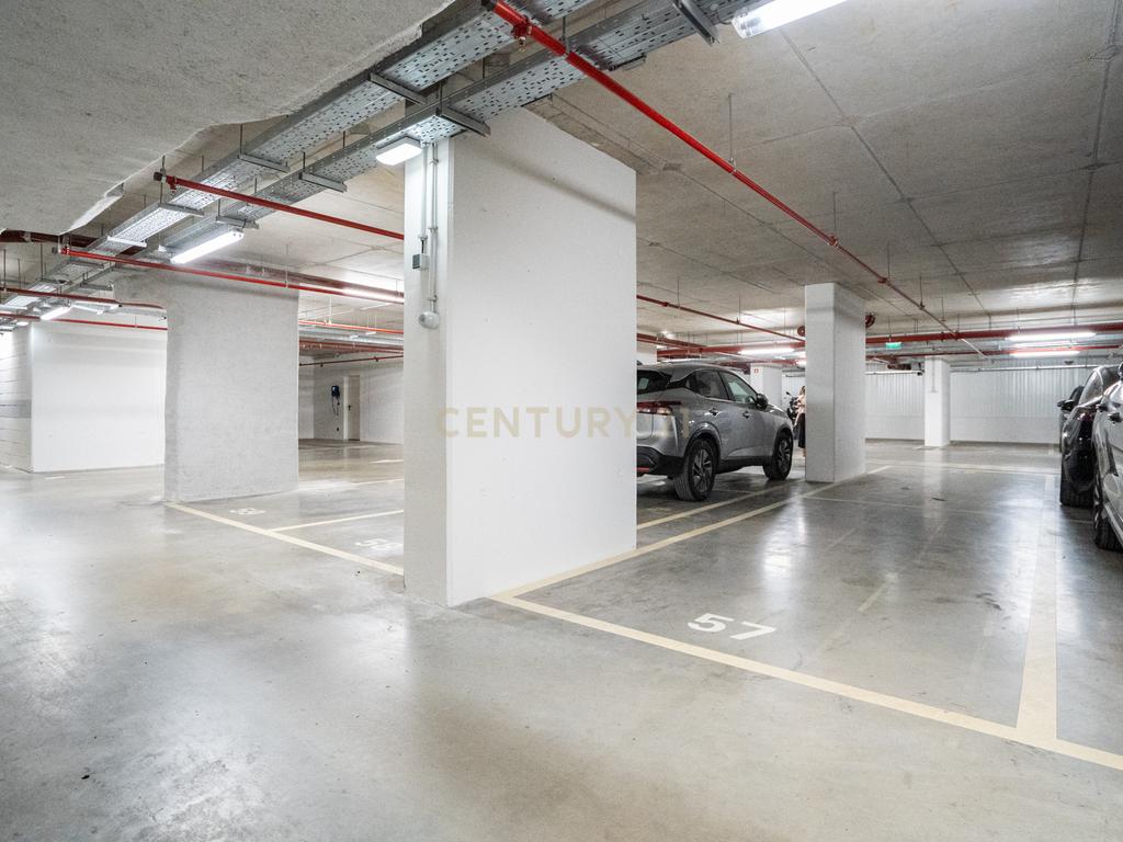 Exclusivo T3 no Terraces Mirear com Varanda, Piscina, Ginásio e Sauna – Miraflores - Image 39