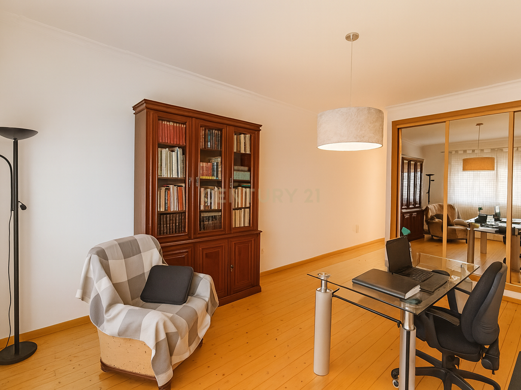 Castro Verde: Viva Uma Casa Onde os Sonhos se Encontram Com Tranquilidade. - Image 22
