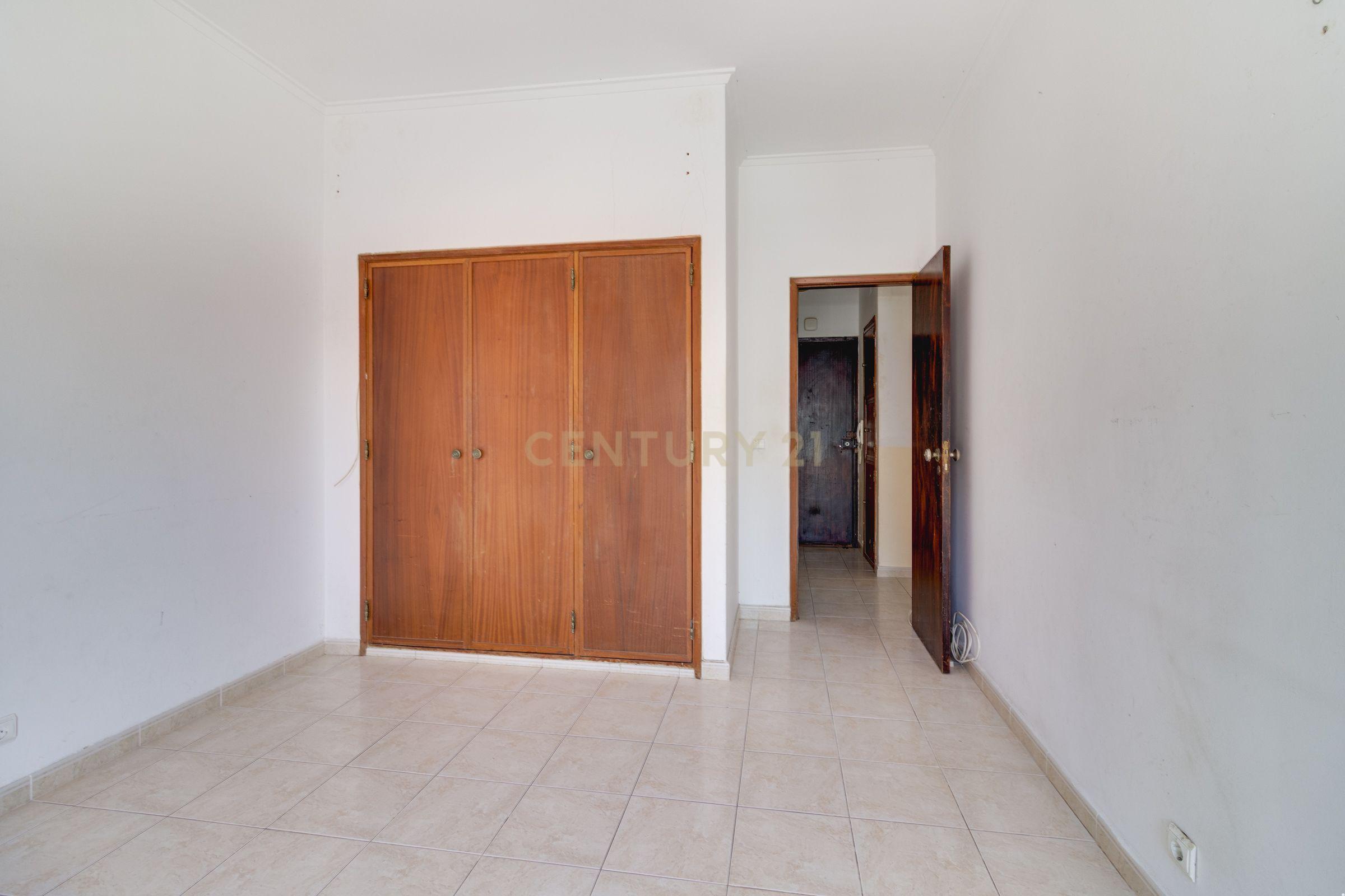 Apartamento T3 à venda em Carnaxide e Queijas, Oeiras — foto 11