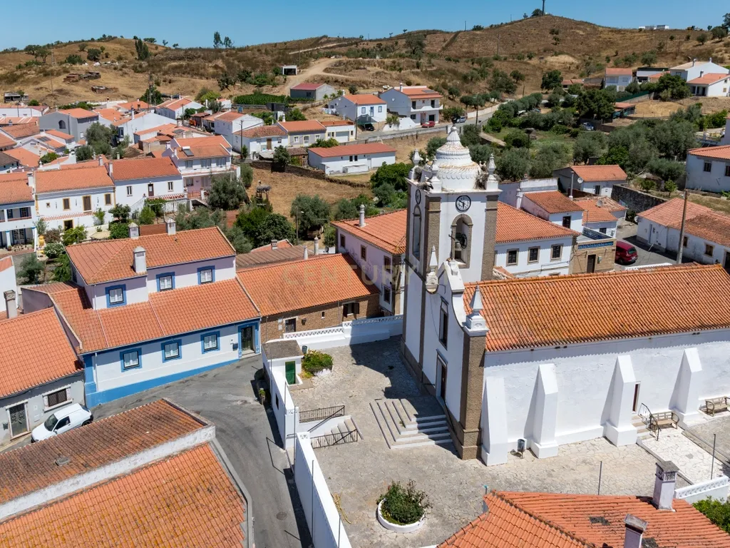 Moradia com 3 Quartos, Quintal e Garagem em Santana da Serra - Image 19