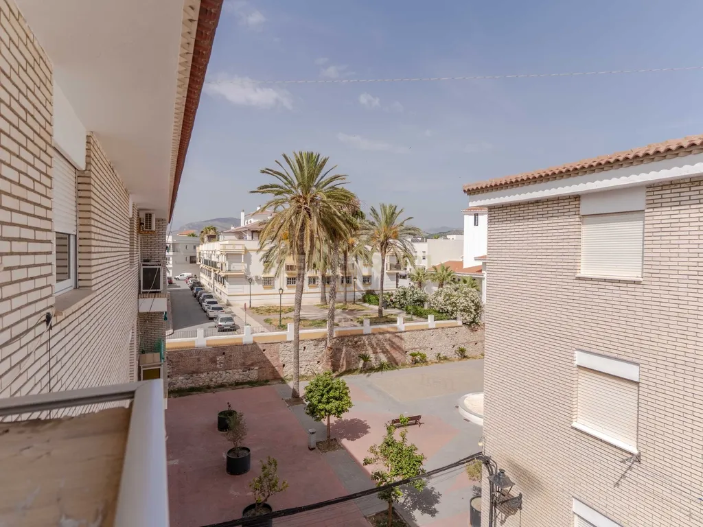 TU NUEVO HOGAR EN EL CENTRO DE SALOBREÑA - Image 21